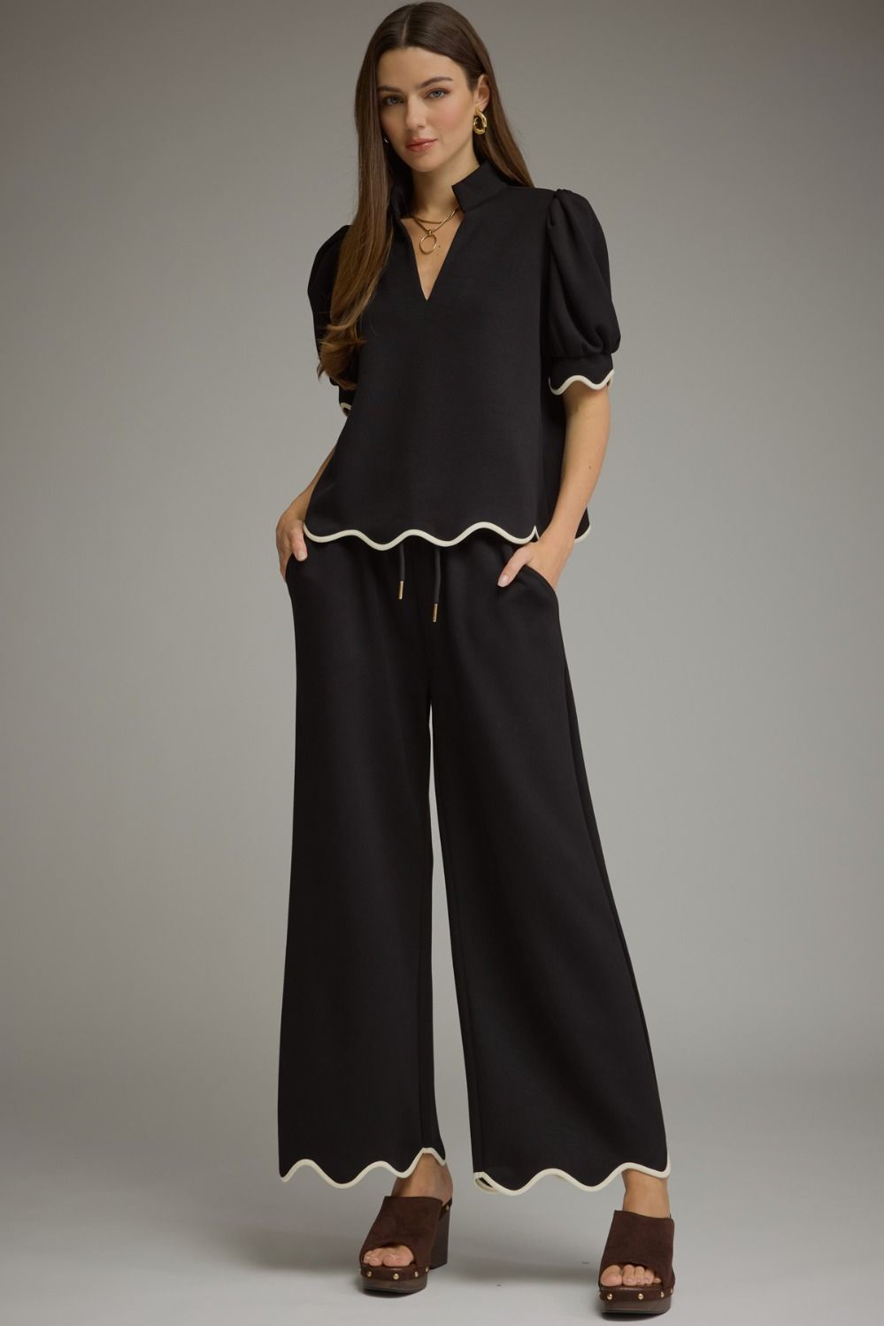 Black & White Short Puff Sleeve Top