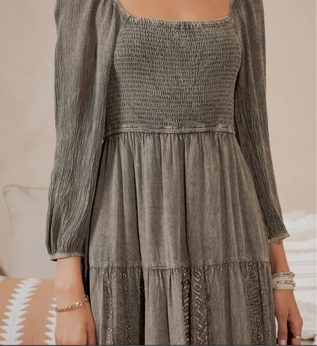 Gravel Embroidered Midi Dress