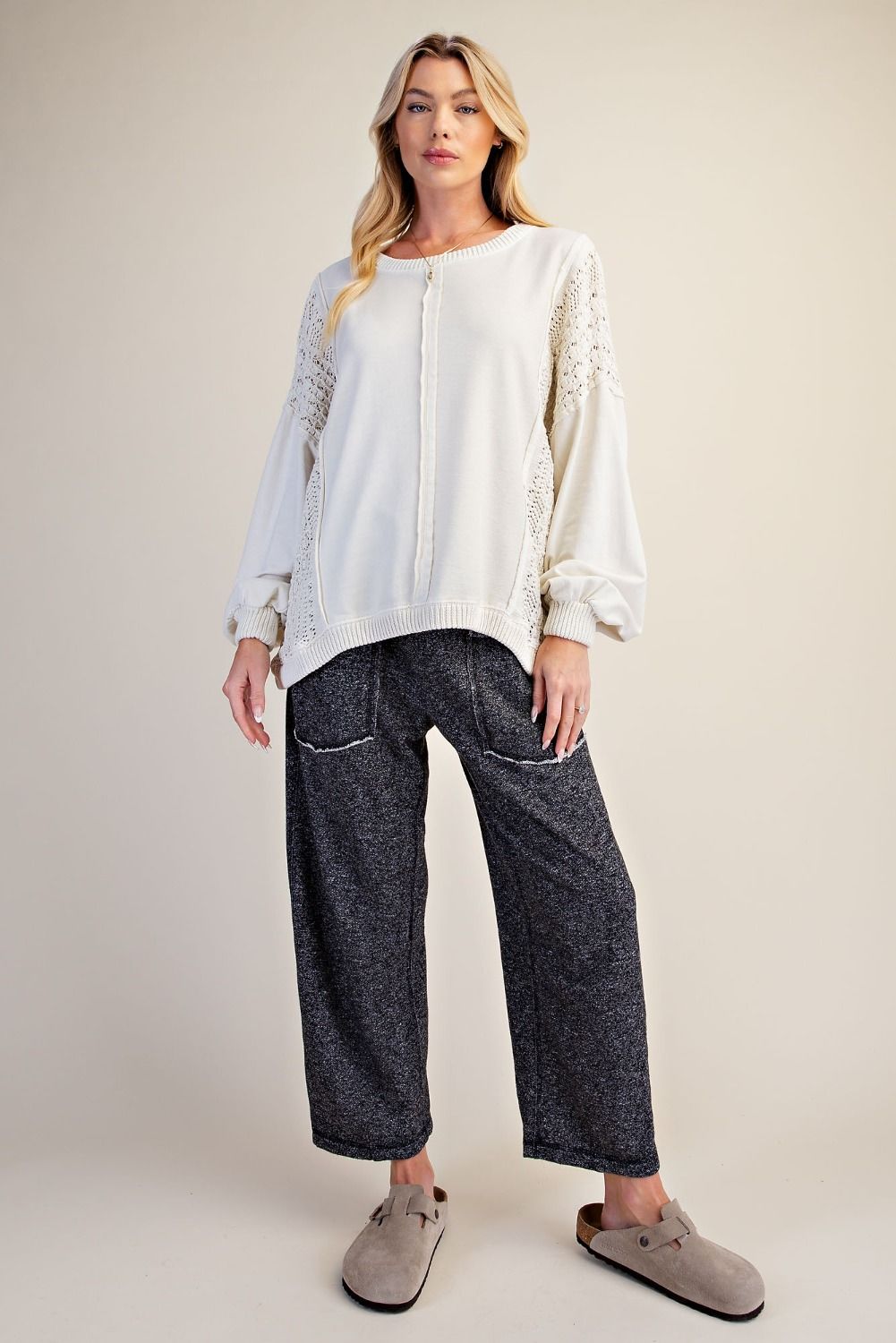 Oversized Cream Sweatshirt